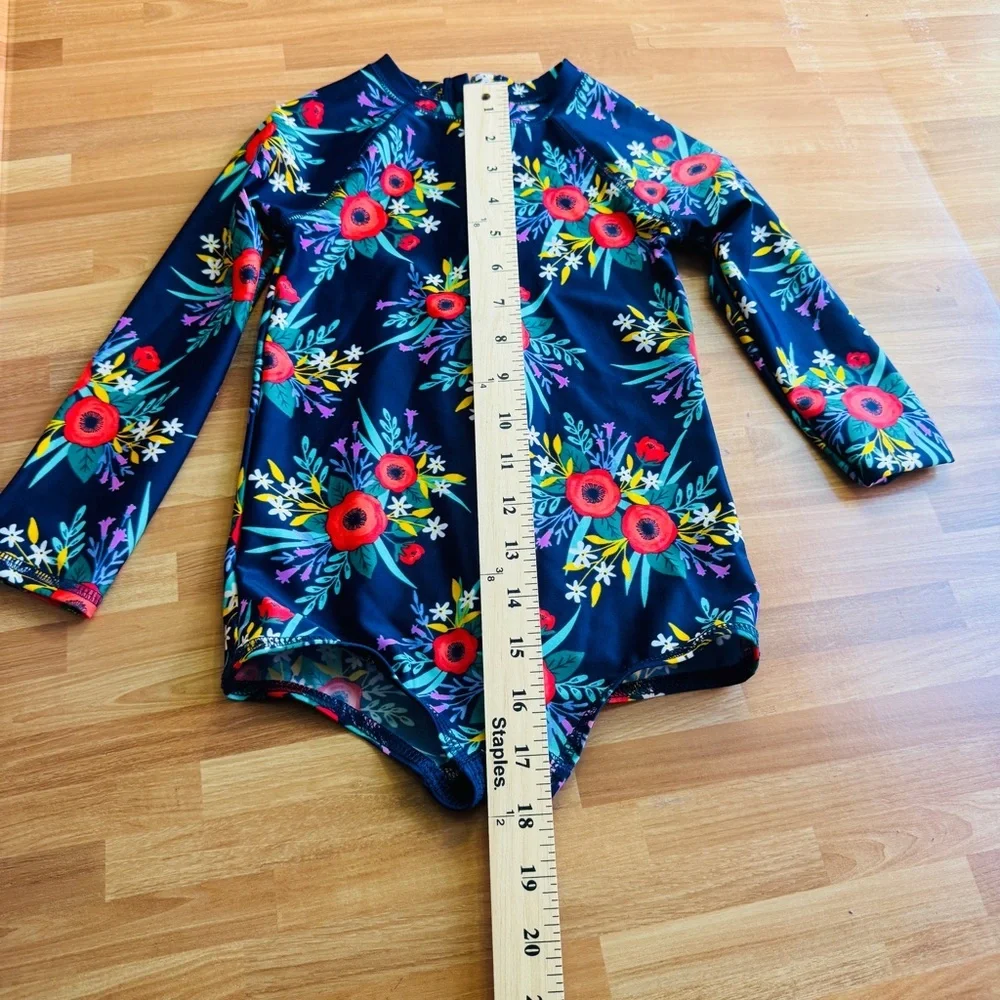 Girls swim shirt/bodysuit 4/5 floral with zipper